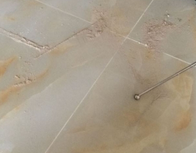 自贡瓷砖空鼓维修公司分享粘合剂选择不当在瓷砖铺贴过程中可能导致以下问题